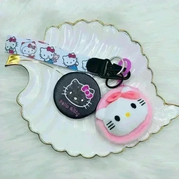 Hello Kitty Coin Purse Keychain & Mirror Keychain Bundle - Picture 2 of 7